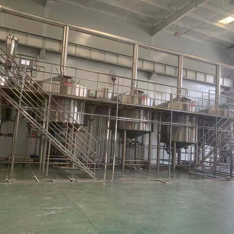 阜康精酿啤酒设备厂—平面布置、设备设计、制造、调试、培训等一条龙服务_COPY